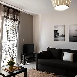 Kalvou Flat Apartment